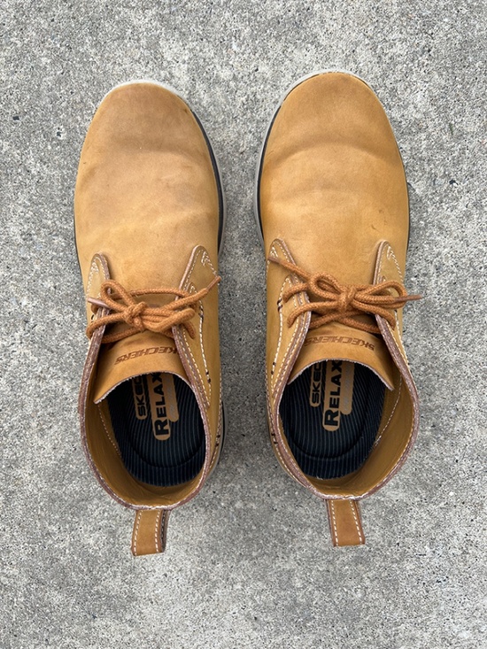 Skechers Mens size 10 Chukka Leather Oxford - Gently Worn main image 4